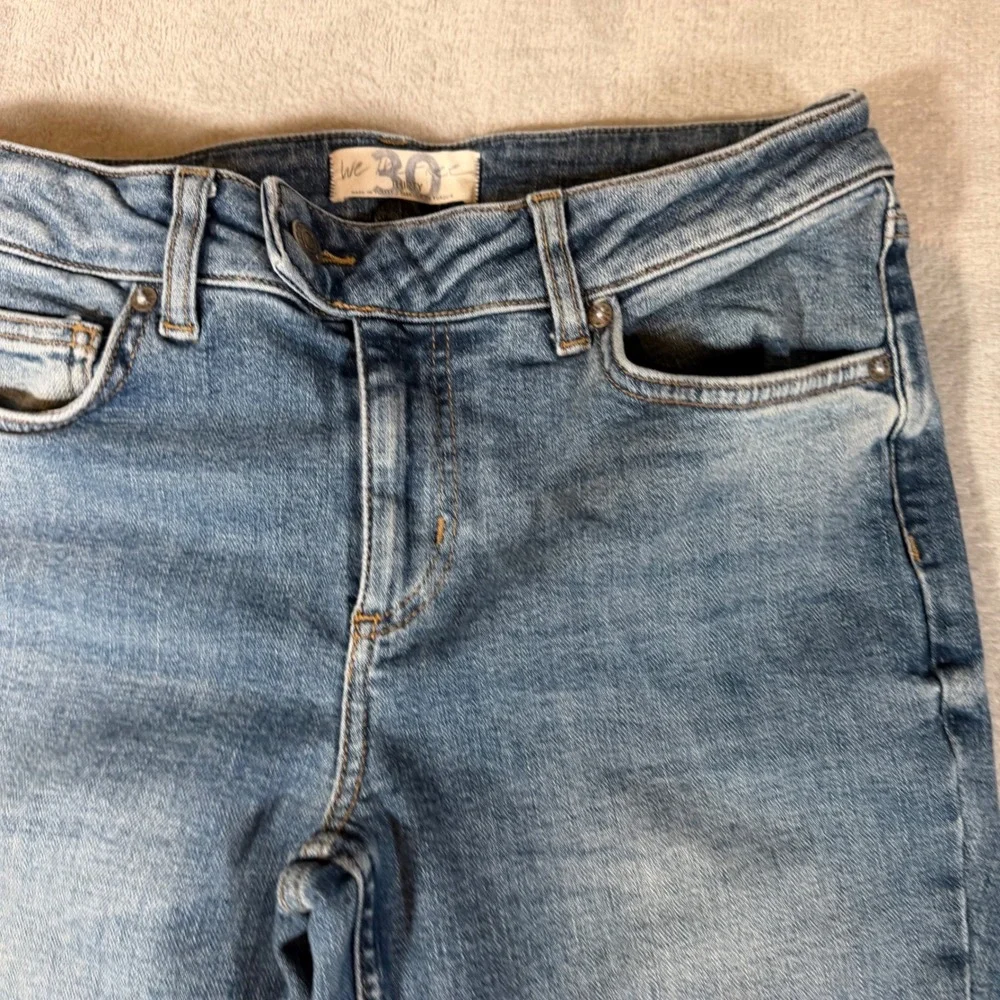 We The Free Free People Flare Jeans Medium Wash Denim Blue Size 30‎ Mid Rise